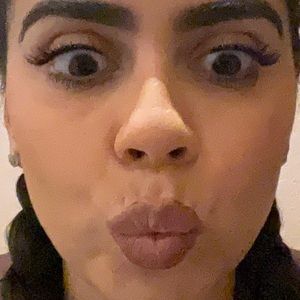 Meet your Posher, Jessenia